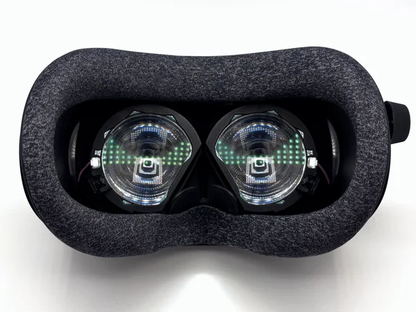 Veido tarpiklio rėmelis visiškai grąžintas