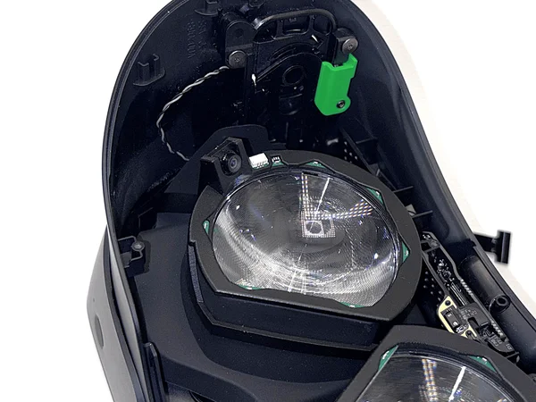 Vidinis vaizdas, rodantis juostinio kabelio išėjimo tašką